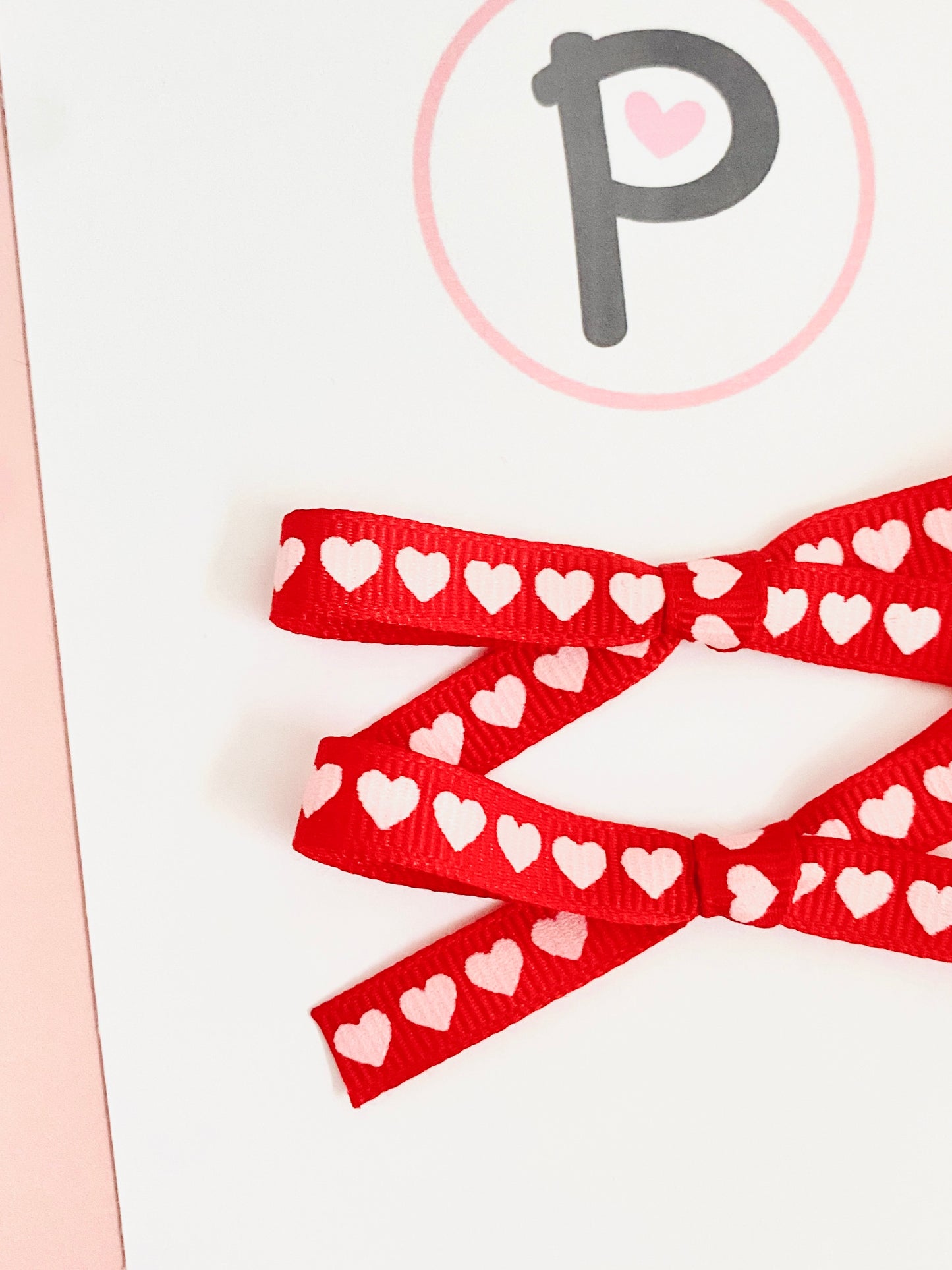 Red & Pink Hollow Hearts Pattern