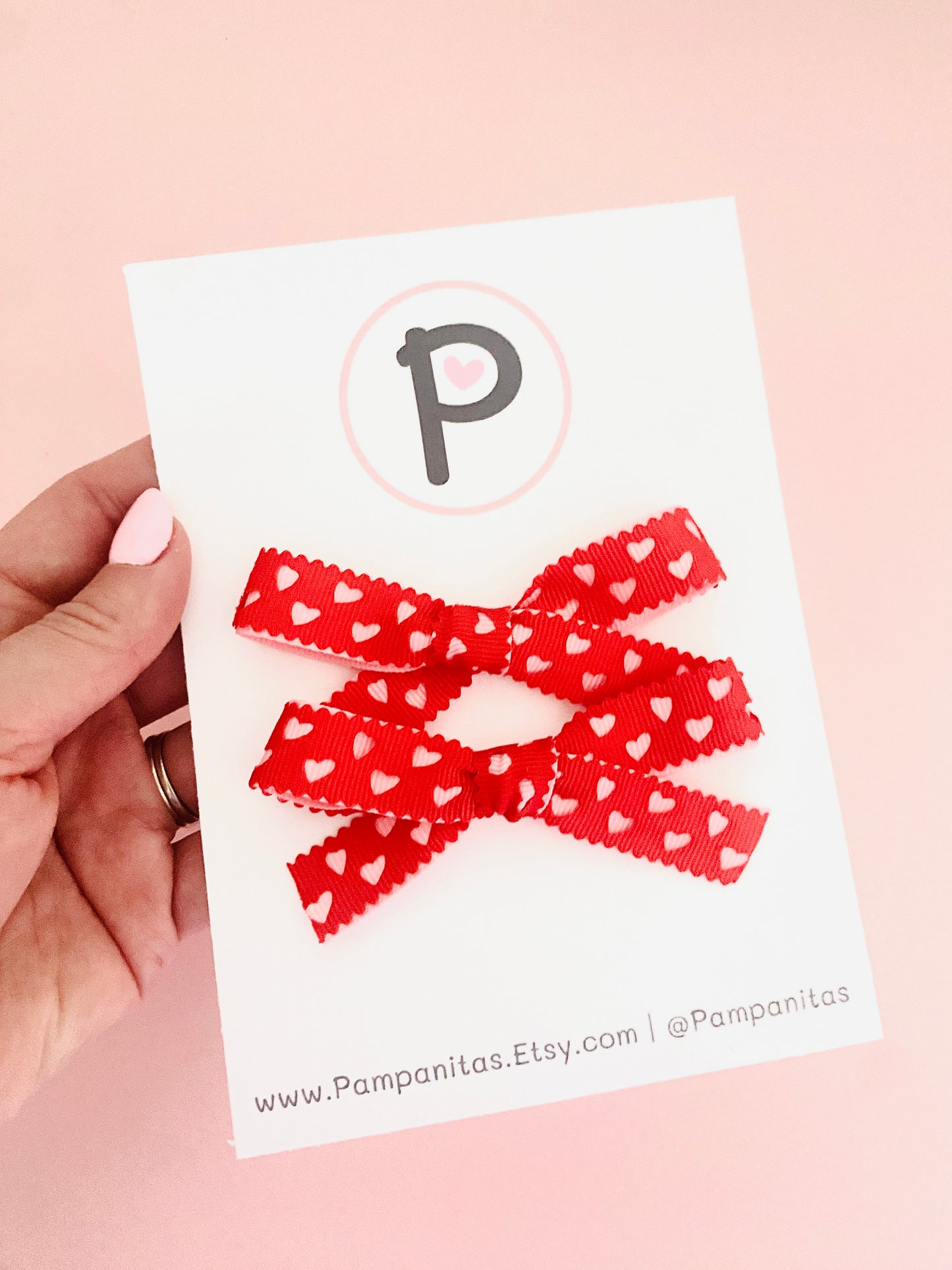Red & Pink Hollow Hearts Pattern