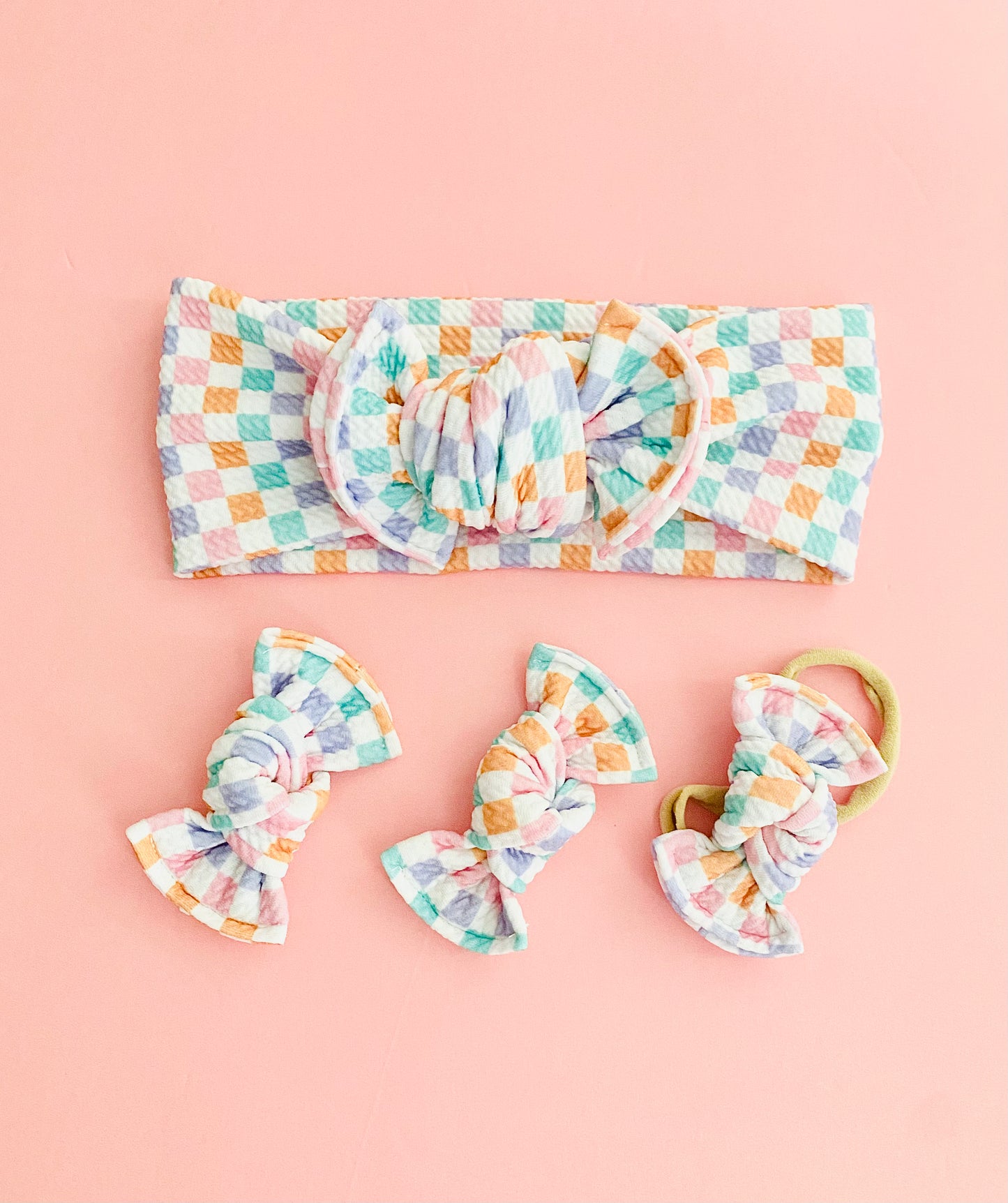 Retro Checkers - Pastel Color Pattern