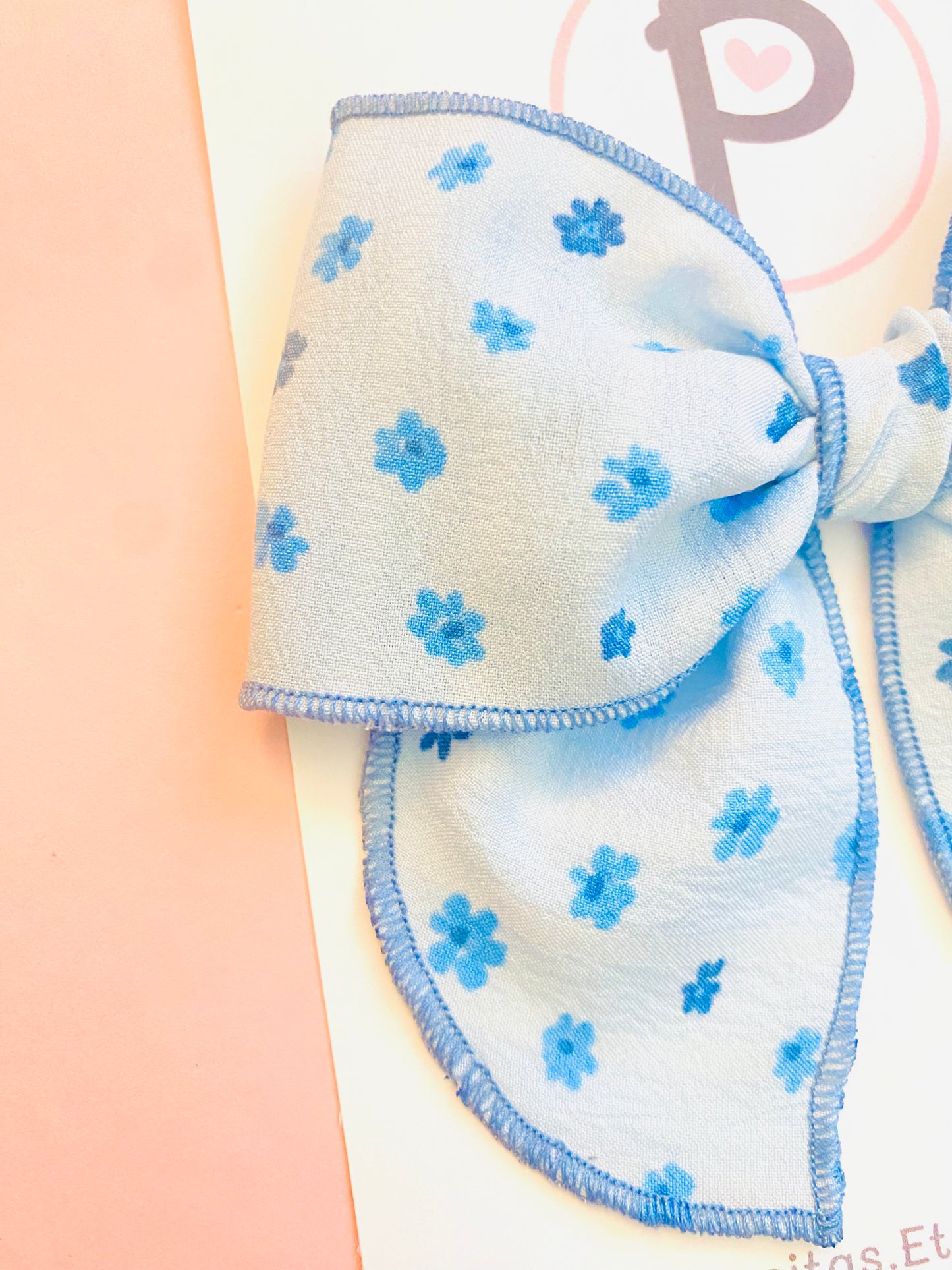 Blue Garden Amanda Bows