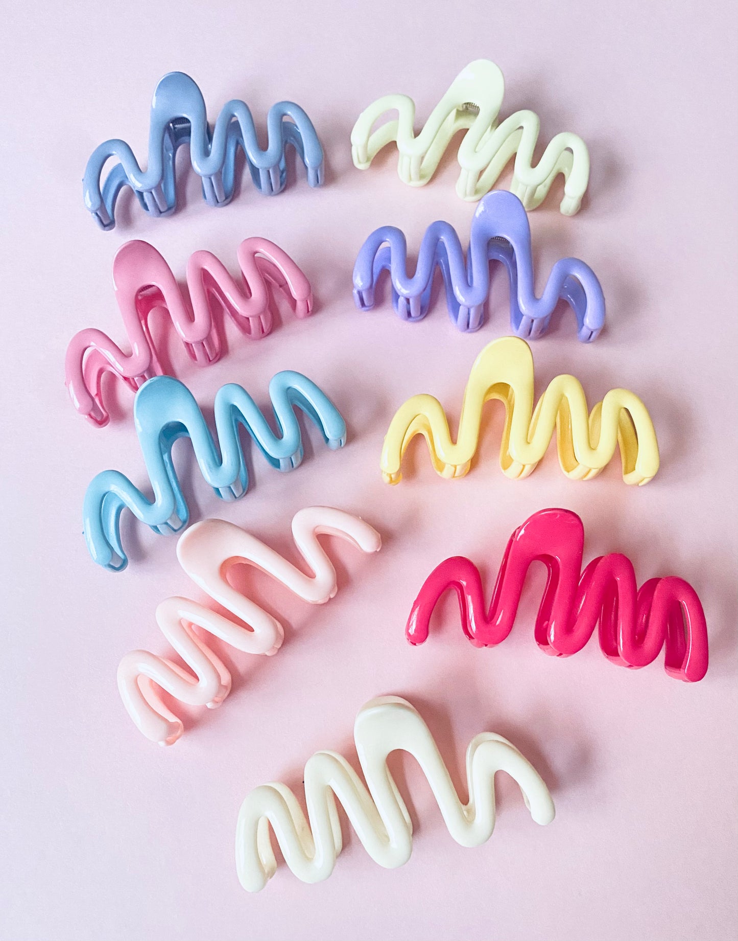 Large Wavy Claw Clips