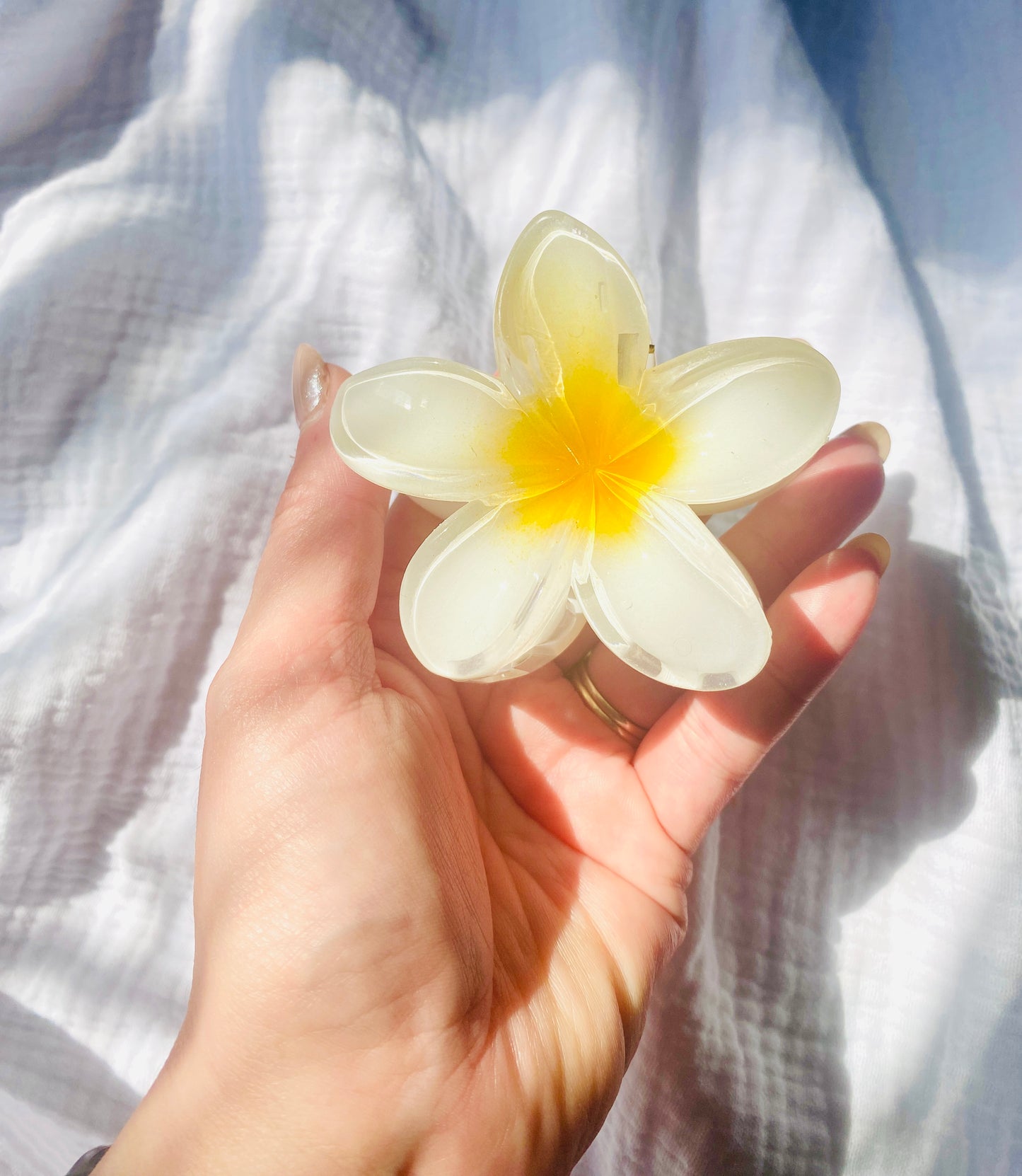 Hawaiian Flower Claw Clip